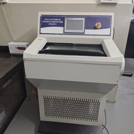 LABORATORY CRYOSTAT MICROTOME