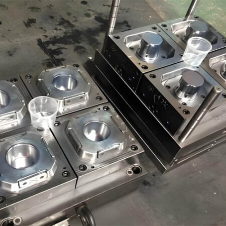 PLASTIC INJECTION MOLDING
